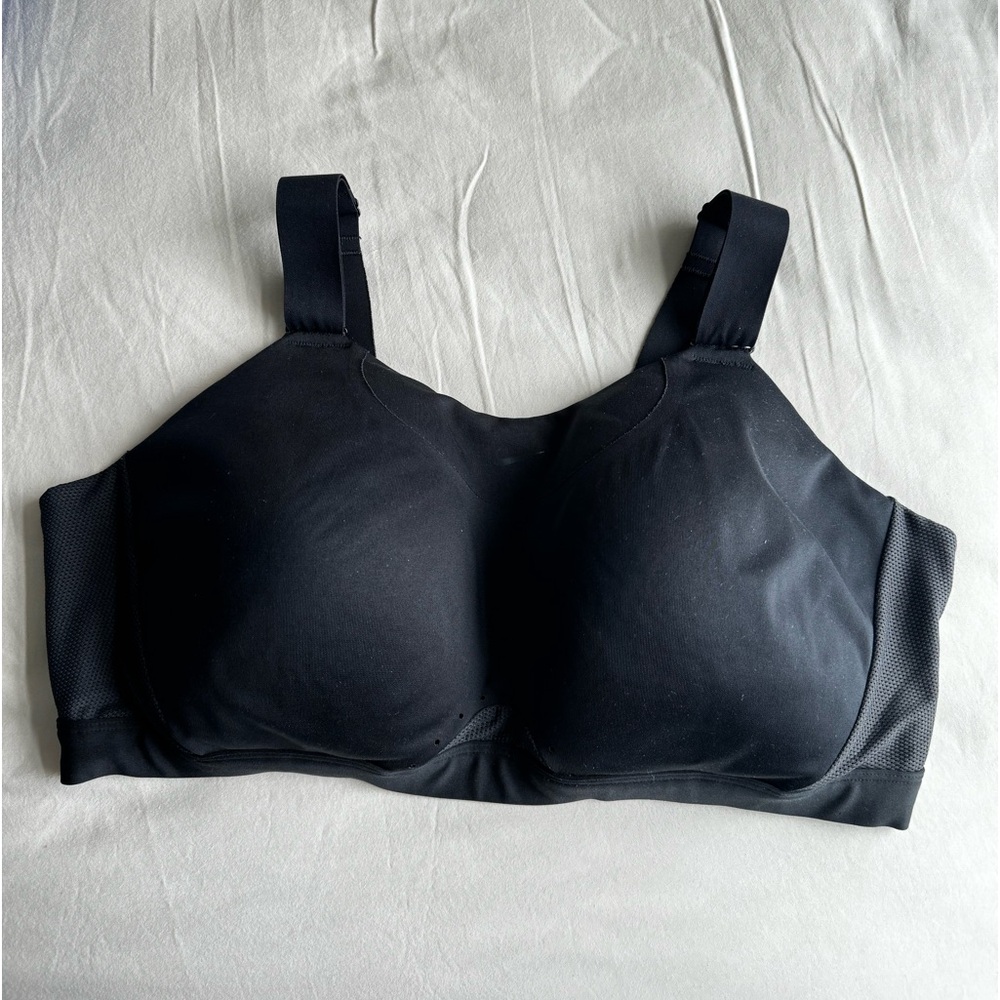 Nike Alpha sports bra